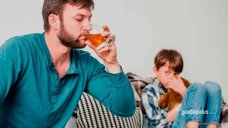 ¿Ser drogadicto es hereditario? Desentrañando el peso de los genes y la sombra del entorno