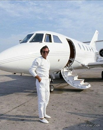 ¿Cuántos dineros tiene Julio Iglesias? La radiografía definitiva de un imperio levantado a golpe de garganta y ladrillo