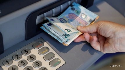 ¿Se pueden sacar 20.000 euros del banco de una sola vez sin acabar en un lío monumental?