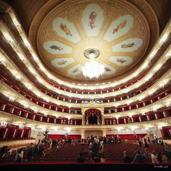 ¿Cuál es el teatro de ópera más hermoso del mundo? Un viaje entre el terciopelo de la historia y el acero del futuro