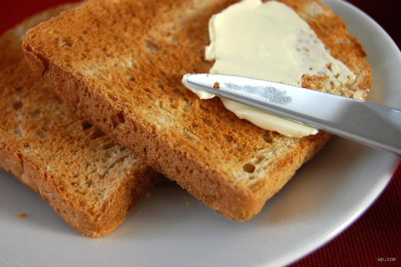 ¿Cuando tienes diarrea puedes comer pan tostado? La verdad medica sobre el mito del desayuno astringente