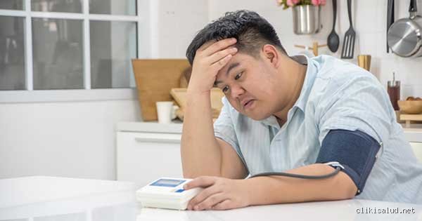 ¿Cuánto dura la hipertensión causada por la ansiedad? La realidad sobre los picos de presión y el estrés crónico