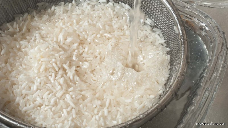 ¿El arroz blanco eleva bruscamente el nivel de azúcar en la sangre? Todo lo que la ciencia y tu metabolismo ocultan