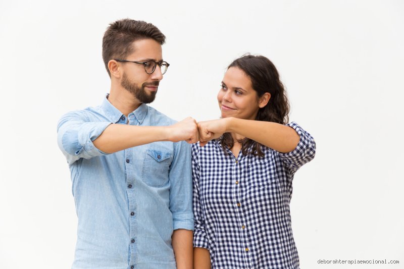 ¿Puede una persona con síndrome de Asperger enamorarse? Mitos, neurobiología y la realidad del afecto neurodivergente