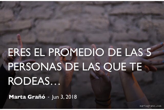 ¿Cuál es la teoría de las 5 personas de Jim Rohn y cómo este promedio social moldea tu destino financiero?