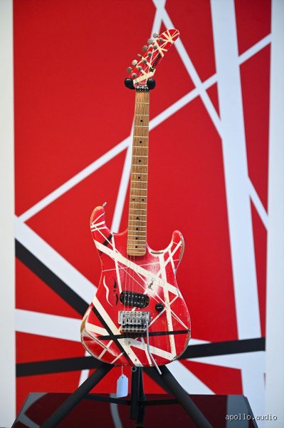 ¿Cuáles son las 5 guitarras más caras del mundo y por qué valen millones?
