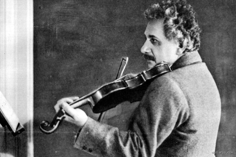 El secreto de Lina: ¿Cómo se llamaba el violín de Albert Einstein y qué papel jugó en la relatividad?