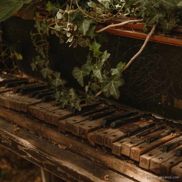 ¿Cuál es la pieza para piano más aterradora?