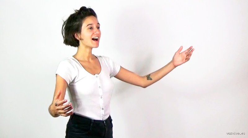 El arte de la voz desnuda: ¿Cómo se llama cuando un cantante canta sin instrumentos y por qué nos fascina?
