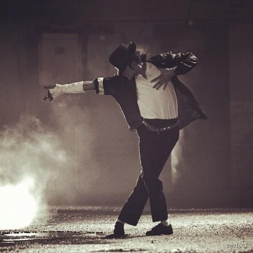 ¿Michael Jackson era cantante o bailarín? El eterno dilema del Rey del Pop analizado bajo la lupa del virtuosismo