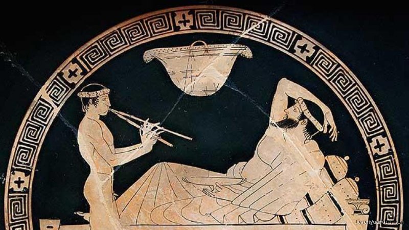¿Cómo era vista la homosexualidad en la Antigua Grecia? Desmontando los mitos modernos sobre el deseo entre varones