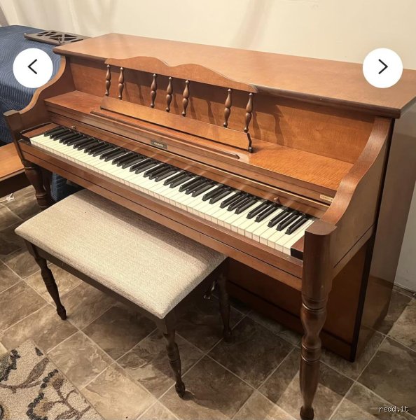 ¿Vale la pena comprar un piano antiguo?