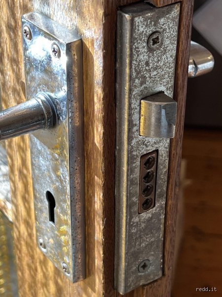 Cómo distinguir una cerradura de 3 palancas de una de 5 palancas para asegurar tu hogar de forma efectiva
