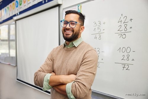 ¿Cuál es el programa más rápido para convertirse en profesor y qué sacrificios reales exige el mercado educativo actual?