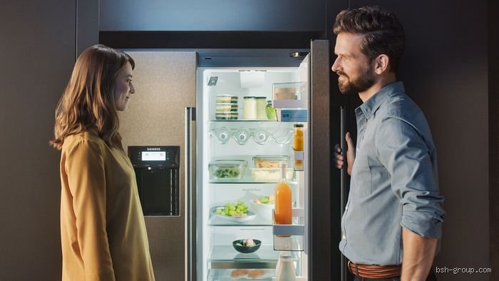 ¿Cuántos decibelios emite un refrigerador? Guía definitiva para entender el ruido de tu cocina y elegir el silencio