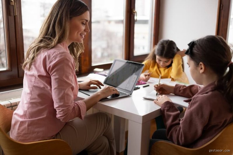 ¿Es legal dar clases particulares sin ser autónomo?