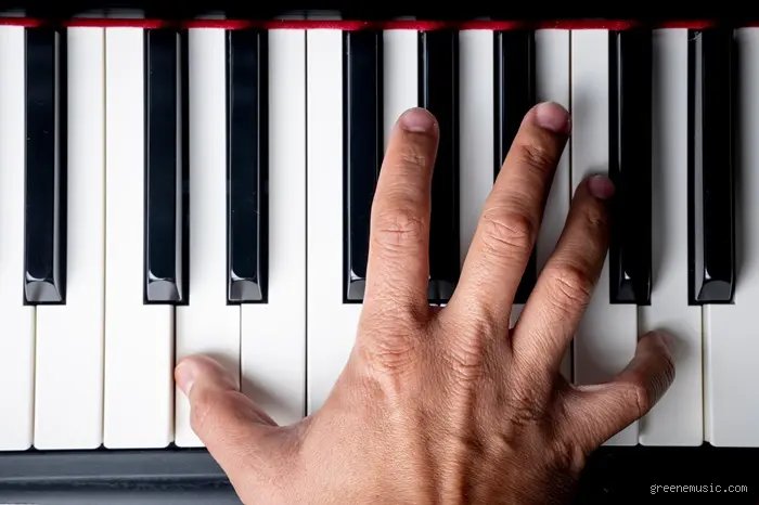 ¿Es impresionante tocar el piano de octavo grado?
