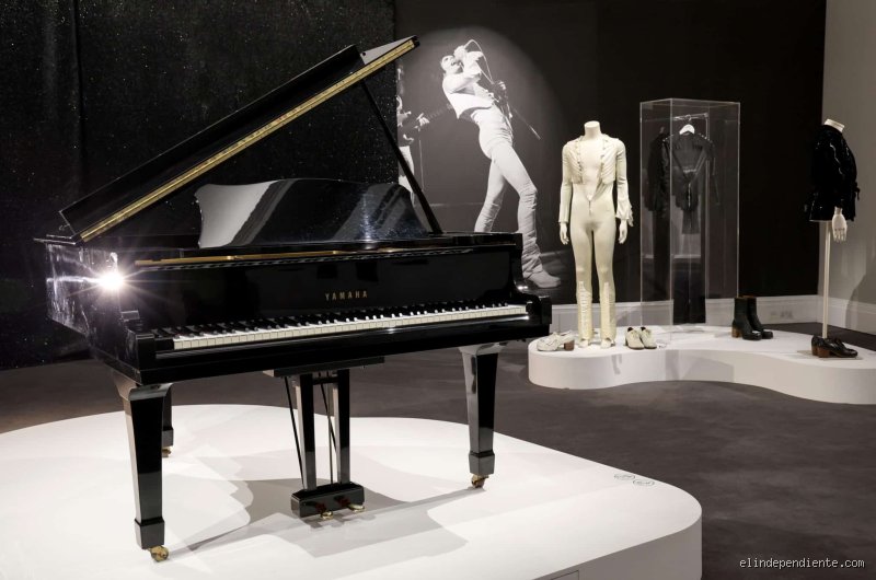 ¿Por cuánto se vendió el piano de Freddie Mercury?